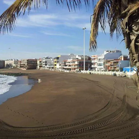 Piso En Primera Linea Con Vistas Directas Al Mar