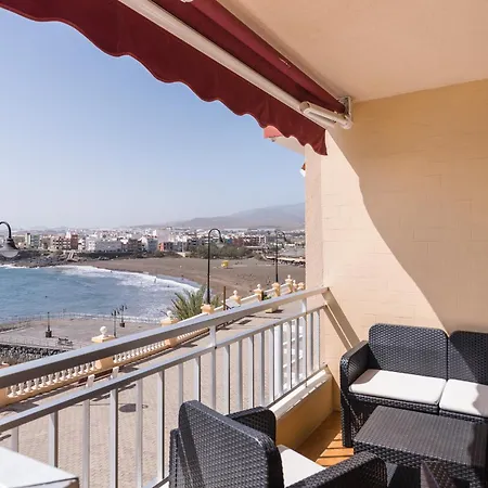 Piso En Primera Linea Con Vistas Directas Al Mar Apartament Melenara