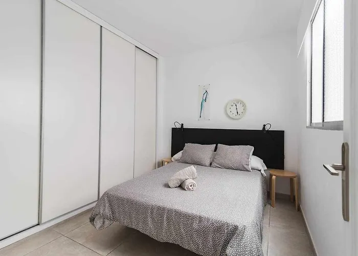 Piso En Primera Linea Con Vistas Directas Al Mar メレナラ