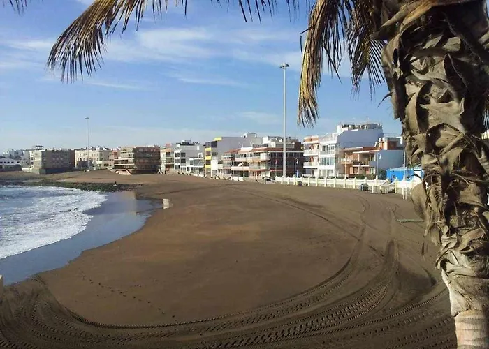 Piso En Primera Linea Con Vistas Directas Al Mar